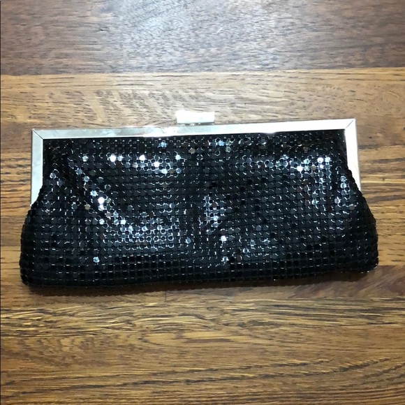 la regale clutch purse